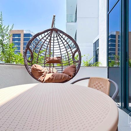 Charming Studio With Balcony In Azizi Riviera Dubai Luaran gambar