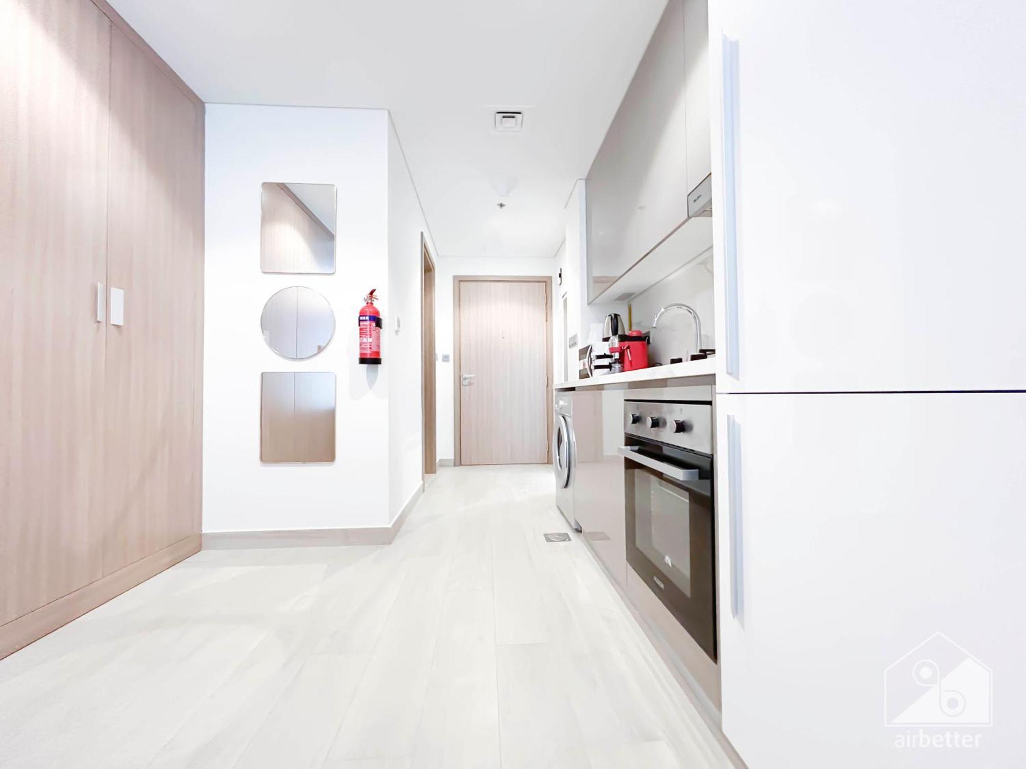 Charming Studio With Balcony In Azizi Riviera Dubai Luaran gambar
